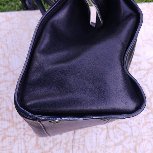 Coach Legacy Chelsea Leather Satchel Black - Picture 10 of 17